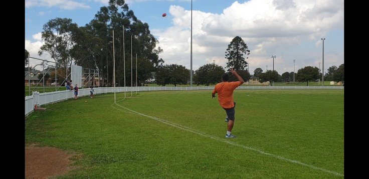 Pies Left Foot Checkside